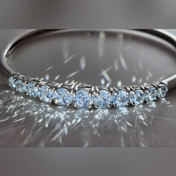 Vintage Aquamarine Sterling Silver Bangle Bracelet Size 7 - Picture 2 of 11